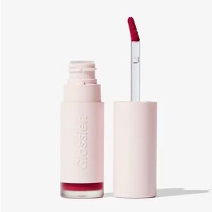 Glossier.
G Suit Soft touch lip crème - Jet